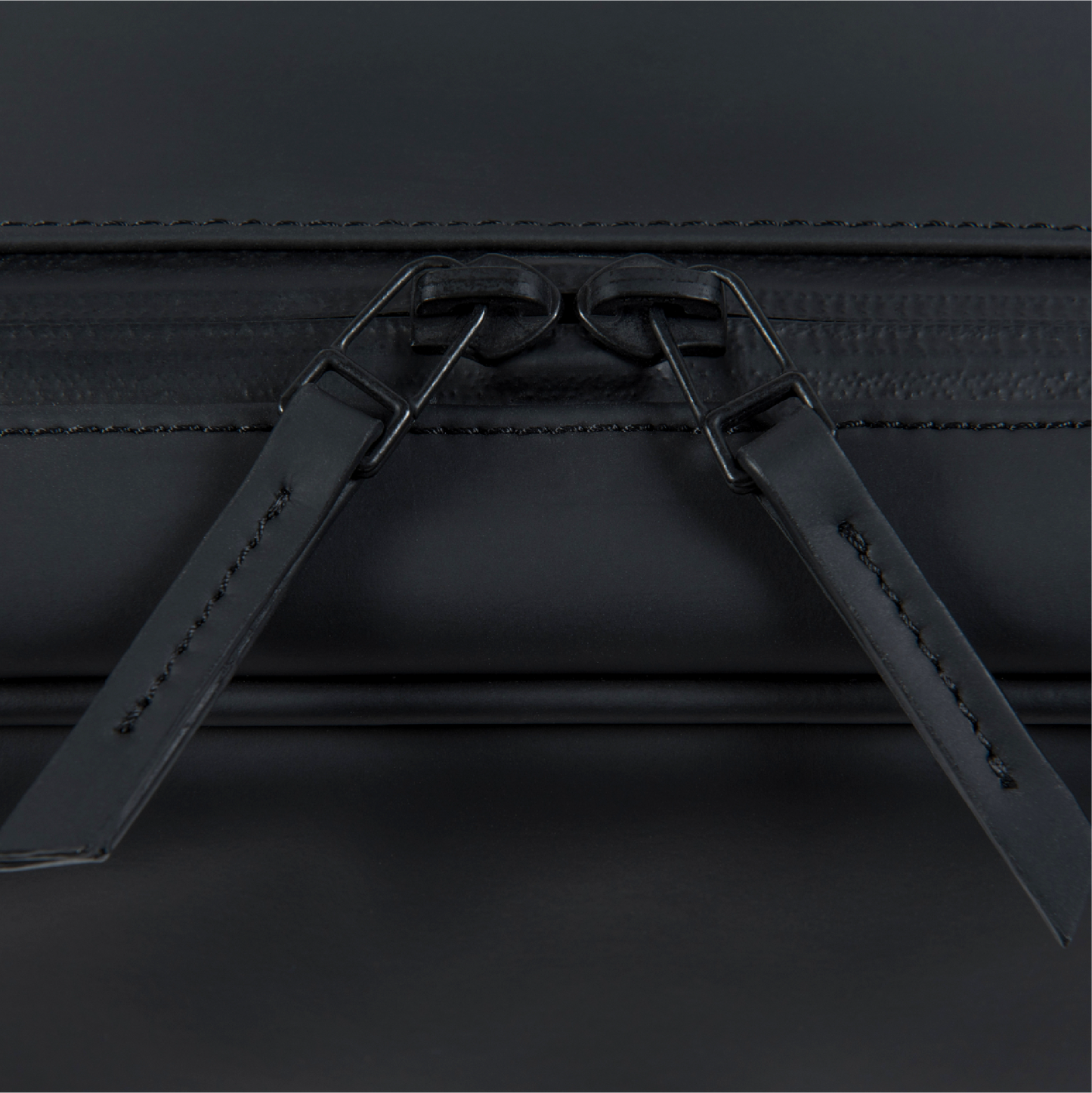 KIWEE Fisherman Backpack - Black